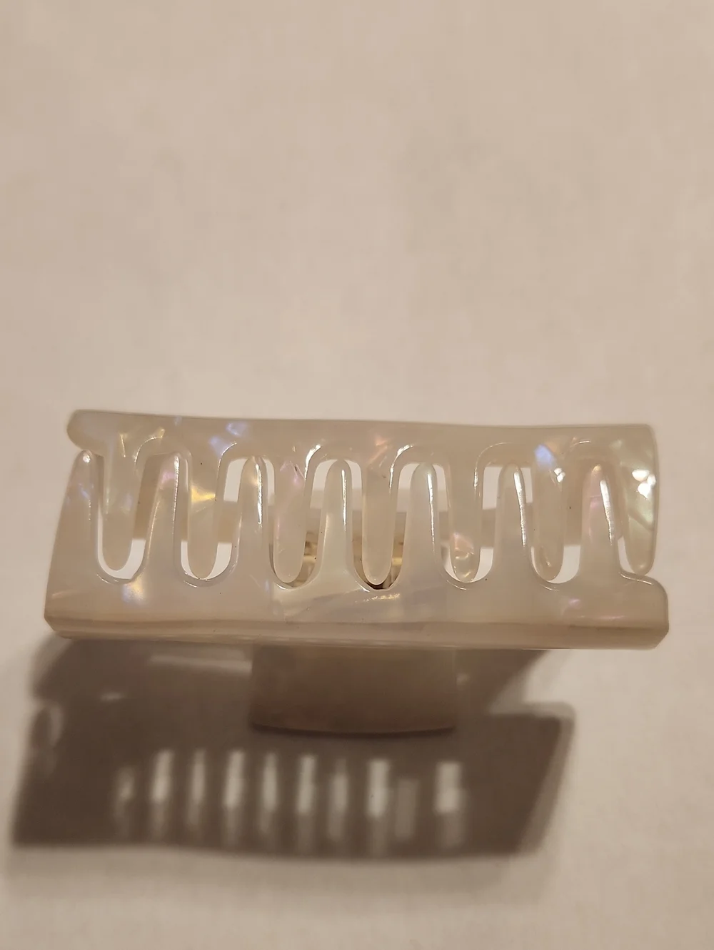 NWOT MoP Iridescent Acetate Hair Clip 3 inches